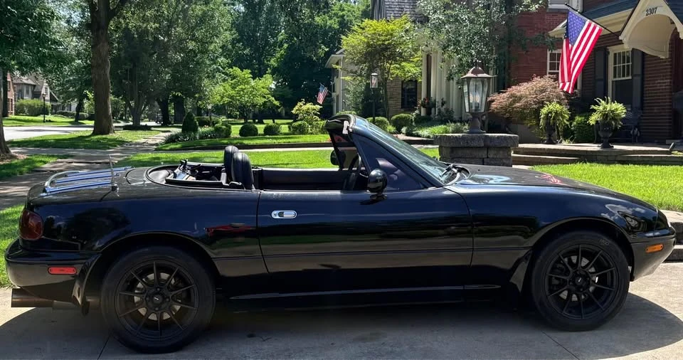 1995 Mazda NA MX-5 Miata - Image 17 of 19