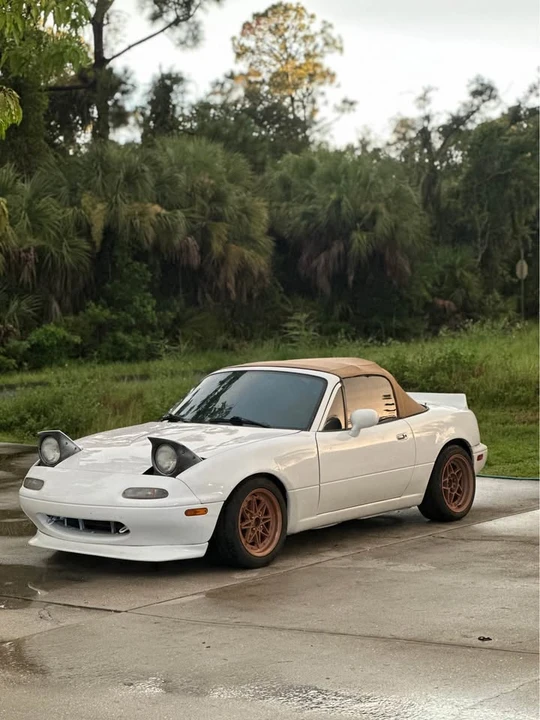 1995 Mazda NA MX-5 Miata - Image 6 of 10