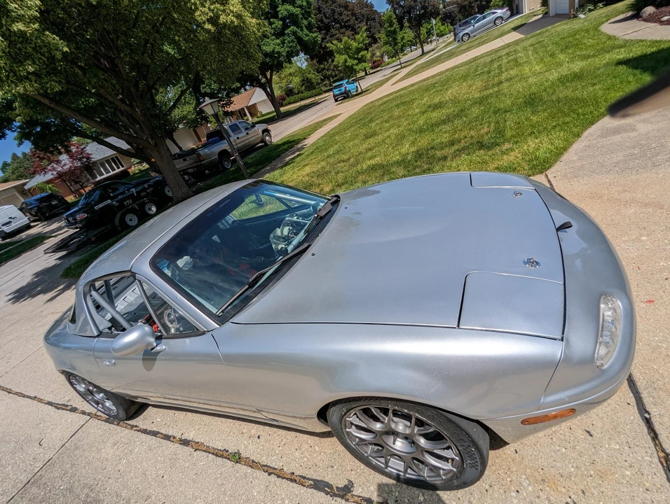 1995 Mazda NA MX-5 Miata - Image 2 of 31