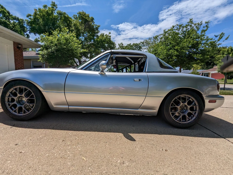 1995 Mazda NA MX-5 Miata - Image 8 of 31