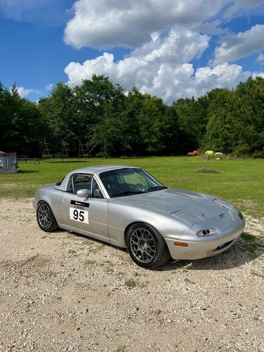 1995 Mazda NA MX-5 Miata - Image 2 of 31