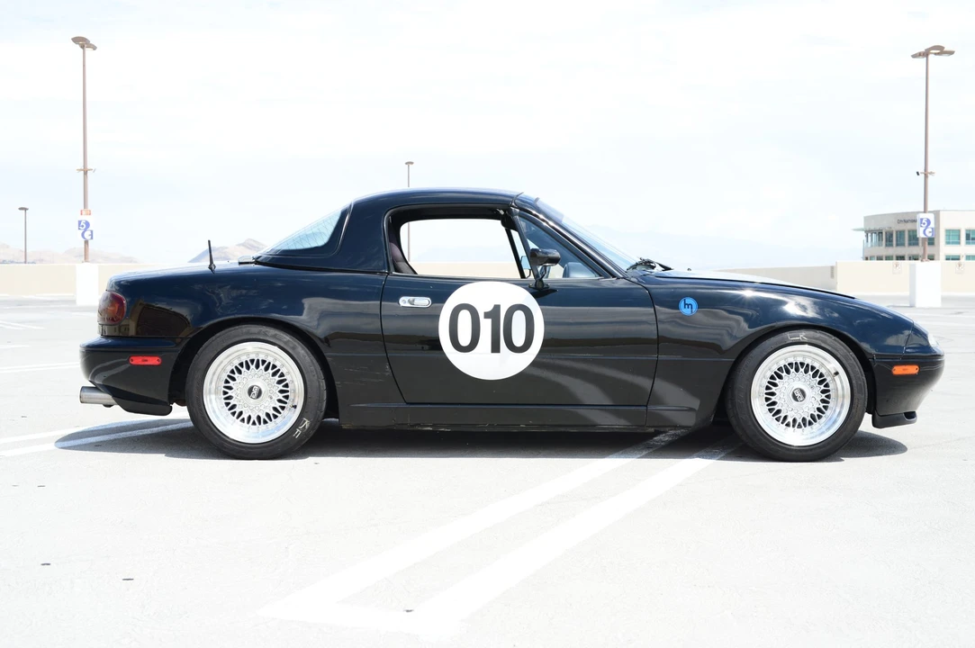 1995 Mazda NA MX-5 Miata - Image 25 of 31