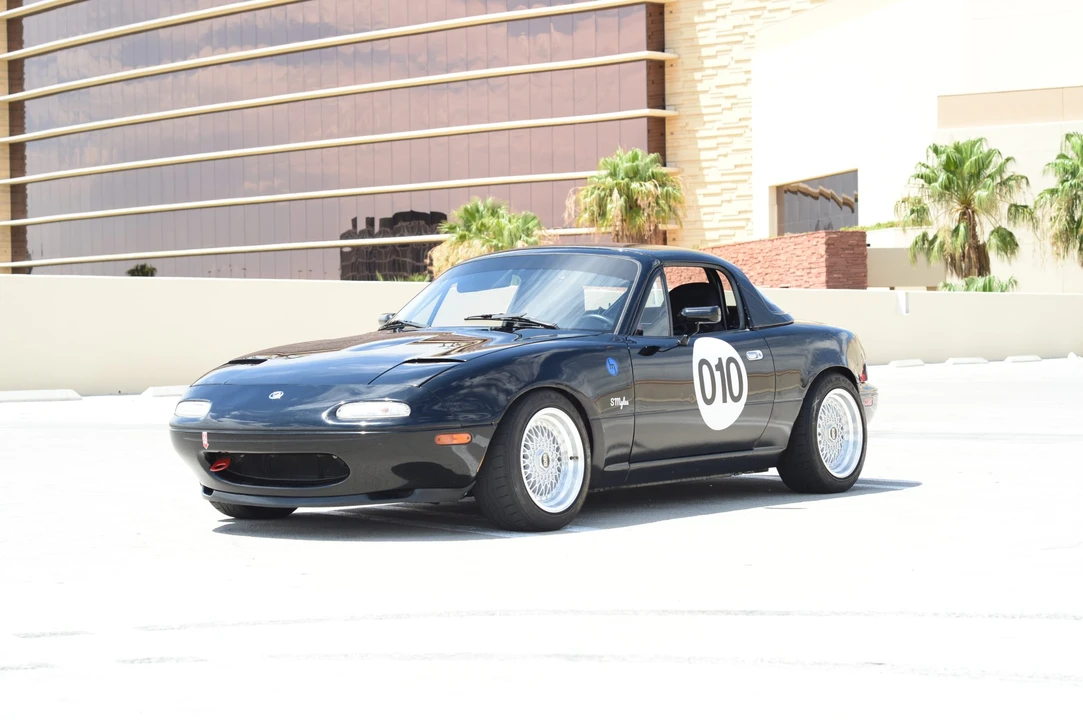 1995 Mazda NA MX-5 Miata - Image 4 of 31