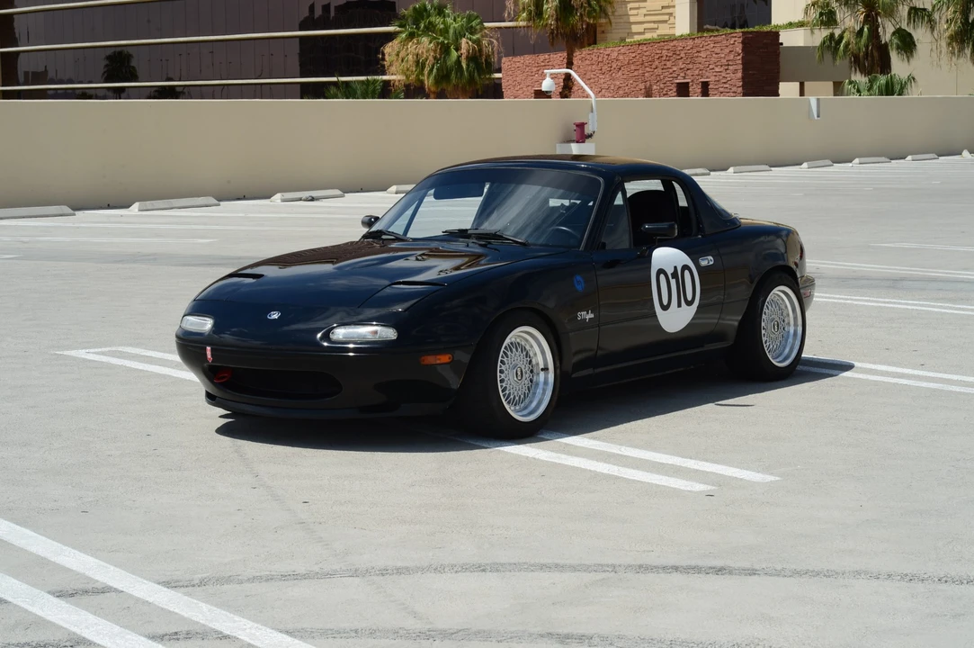 1995 Mazda NA MX-5 Miata - Image 6 of 31