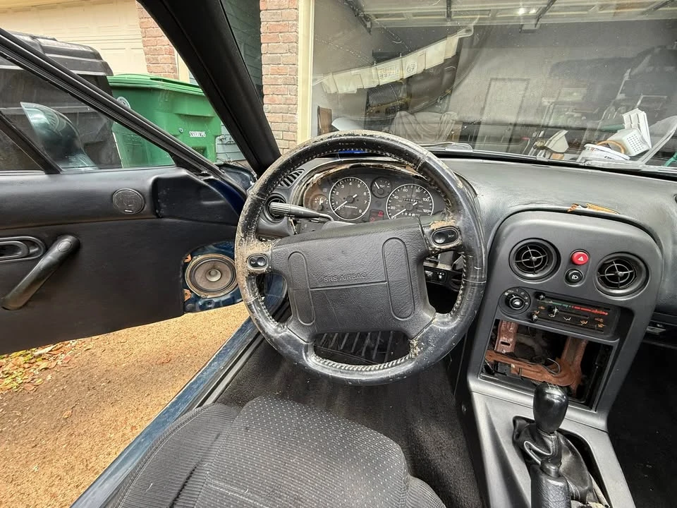 1995 Mazda NA MX-5 Miata - Image 9 of 19