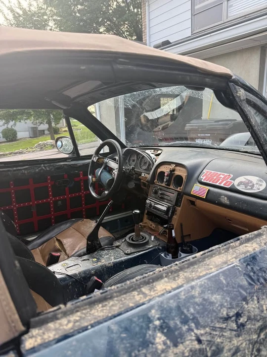 1995 Mazda NA MX-5 Miata - Image 9 of 9