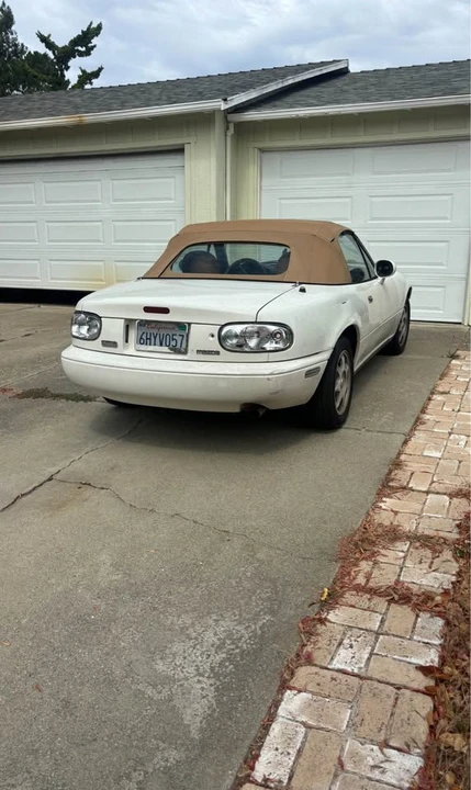 1995 Mazda NA MX-5 Miata - Image 2 of 4