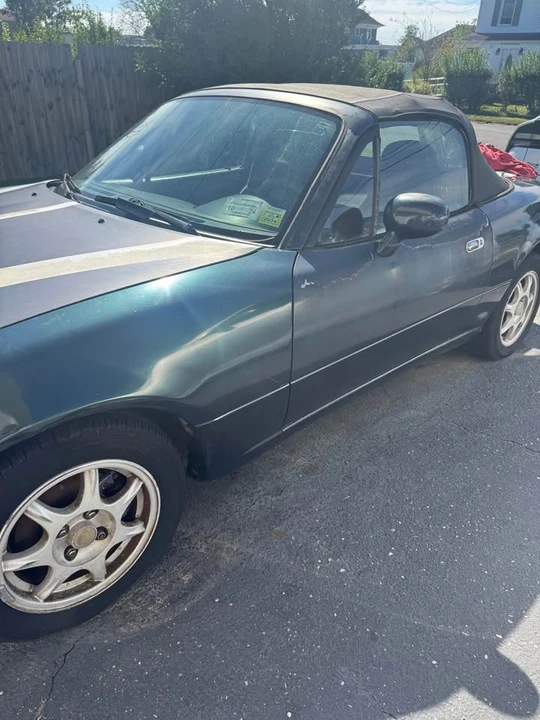 1995 Mazda NA MX-5 Miata - Image 2 of 9