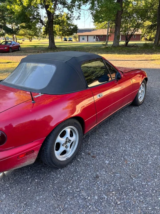 1995 Mazda NA MX-5 Miata - Image 5 of 10