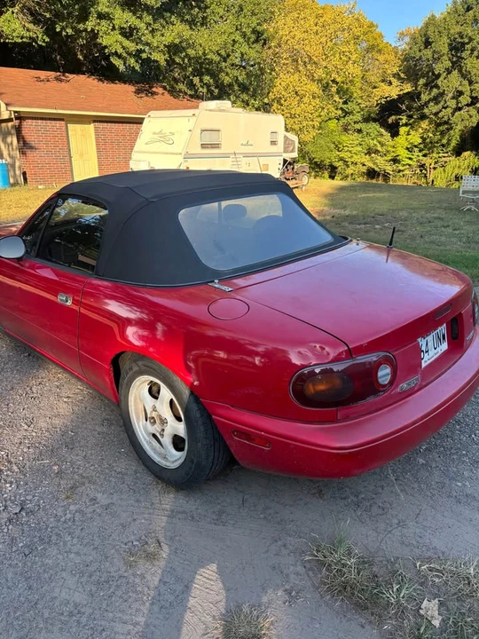 1995 Mazda NA MX-5 Miata - Image 4 of 10
