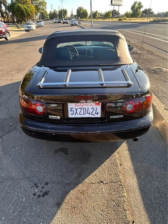 1995 Mazda NA MX-5 Miata - Image 5 of 18