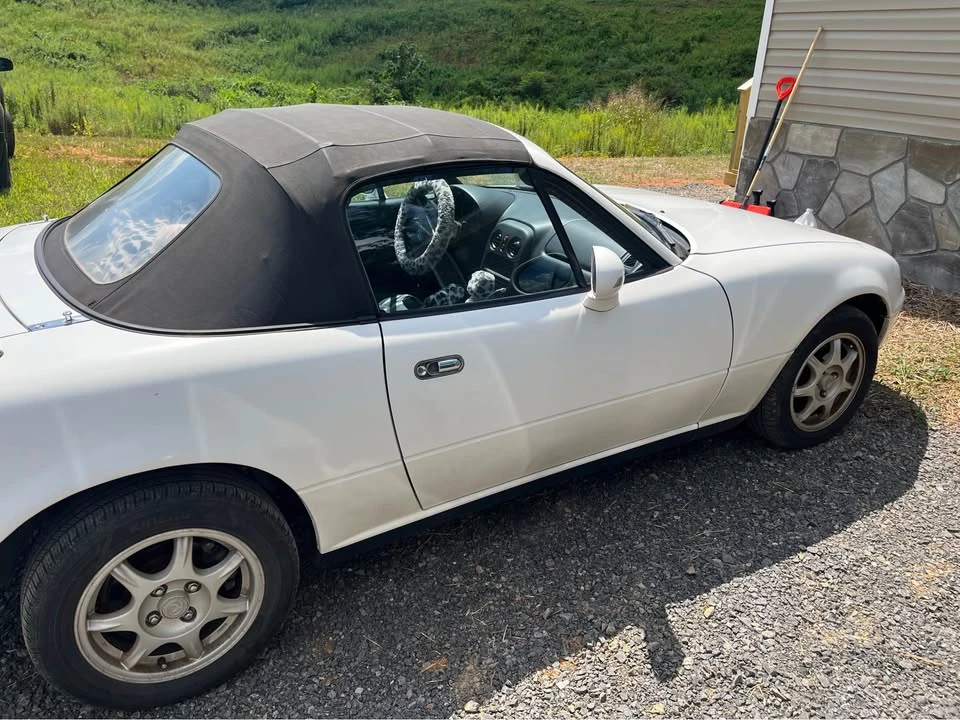 1995 Mazda NA MX-5 Miata - Image 7 of 11