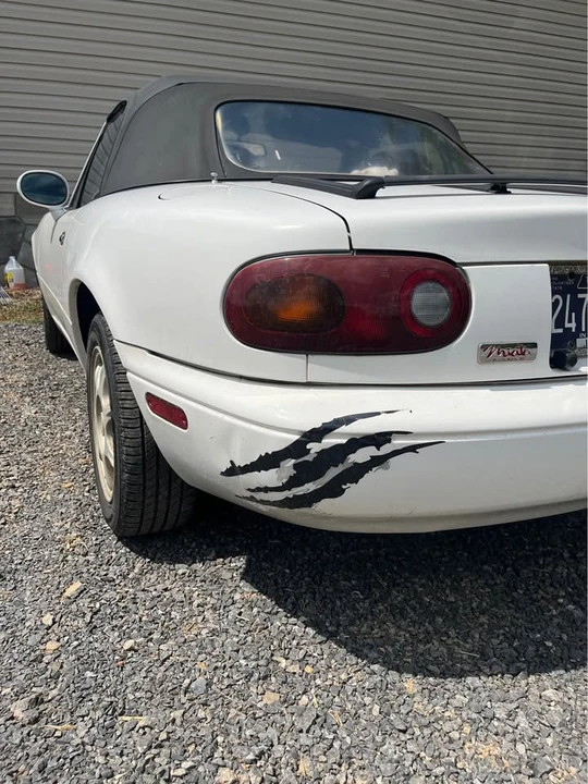1995 Mazda NA MX-5 Miata - Image 6 of 11