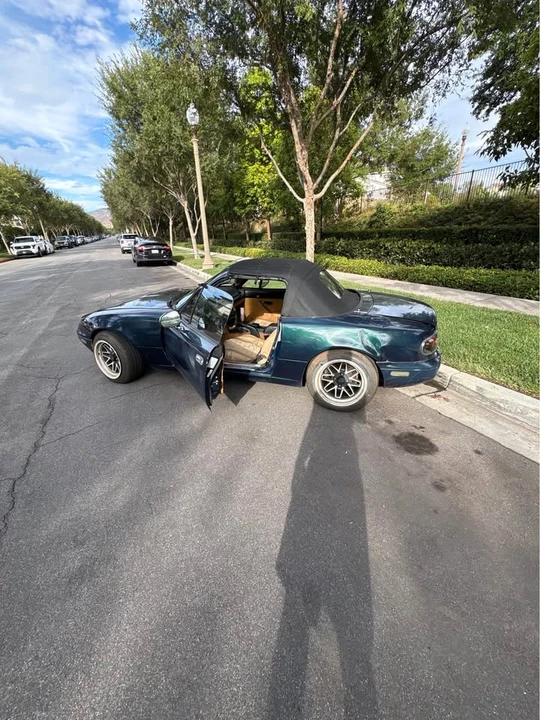 1995 Mazda NA MX-5 Miata - Image 3 of 4