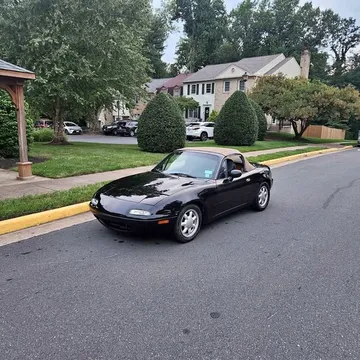 1995 Mazda MX-5 Miata Sport Convertible 2D