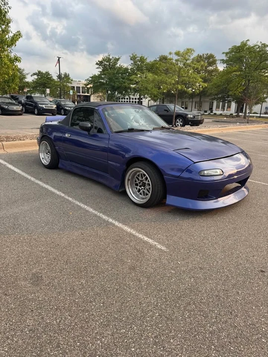 1995 Mazda NA MX-5 Miata - Image 4 of 12