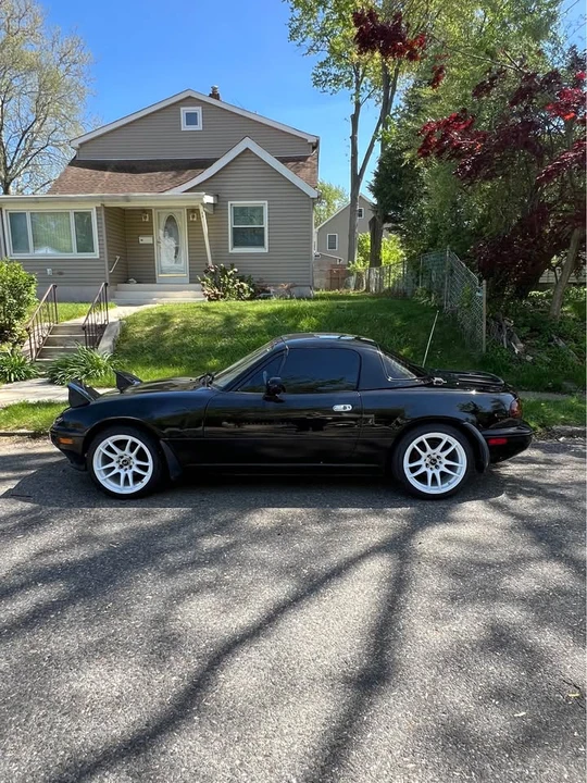 1995 Mazda NA MX-5 Miata - Image 2 of 8