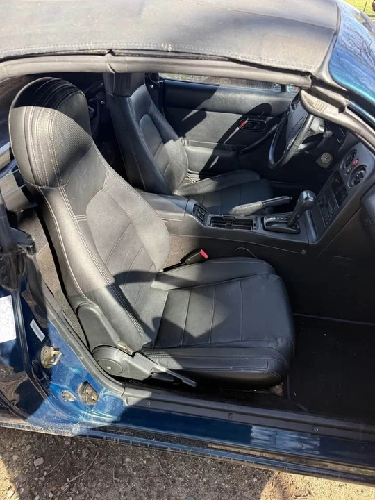 1995 Mazda NA MX-5 Miata - Image 4 of 8