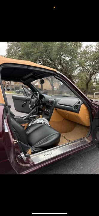 1995 Mazda NA MX-5 Miata - Image 8 of 10