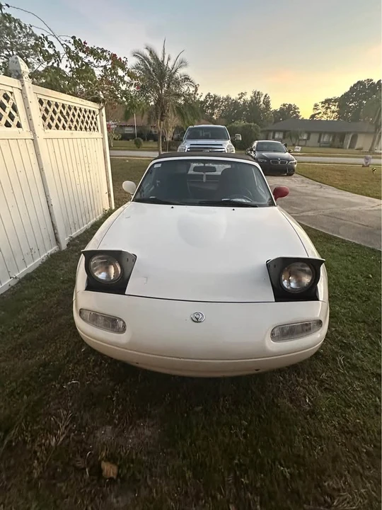 1995 Mazda NA MX-5 Miata - Image 2 of 6