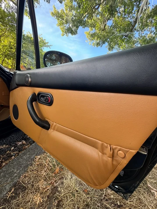 1995 Mazda NA MX-5 Miata - Image 6 of 20