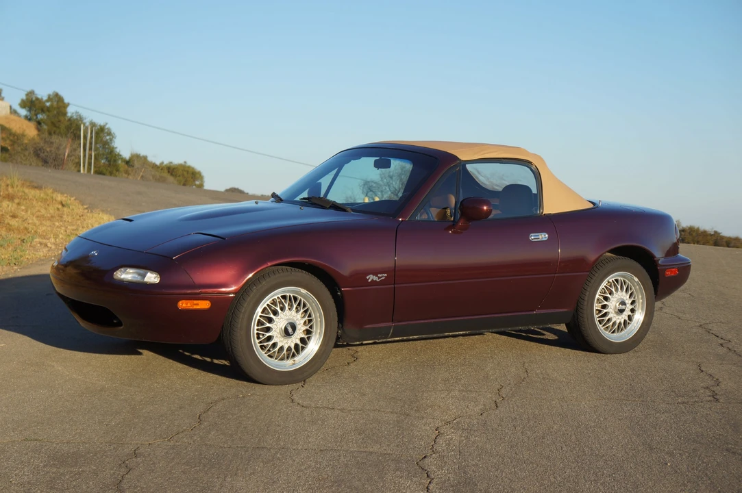 1995 Mazda NA MX-5 Miata - Image 8 of 31
