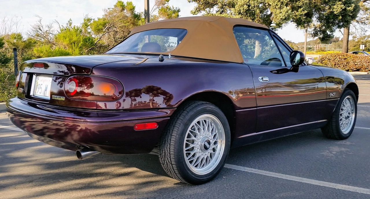 1995 Mazda NA MX-5 Miata - Image 5 of 31
