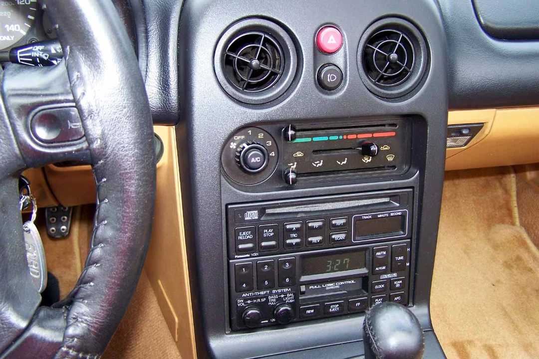 1995 Mazda NA MX-5 Miata - Image 31 of 31