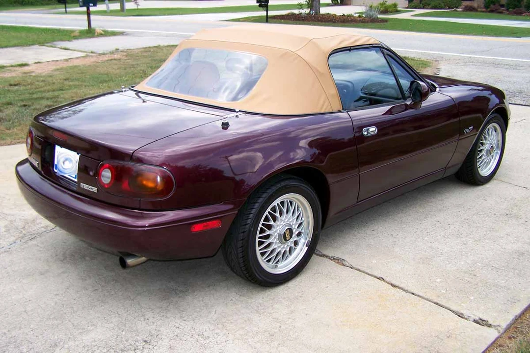 1995 Mazda NA MX-5 Miata - Image 5 of 31