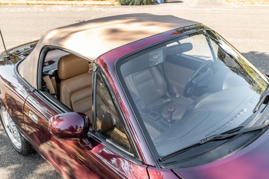 1995 Mazda NA MX-5 Miata - Image 24 of 31