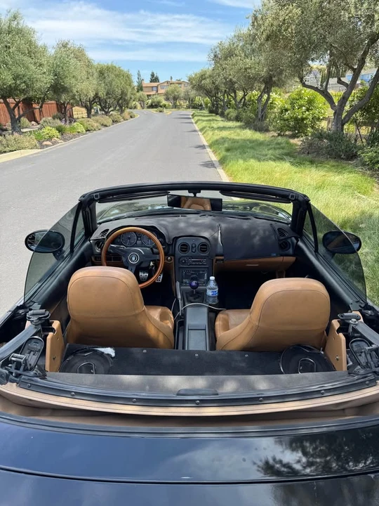 1995 Mazda NA MX-5 Miata - Image 16 of 19
