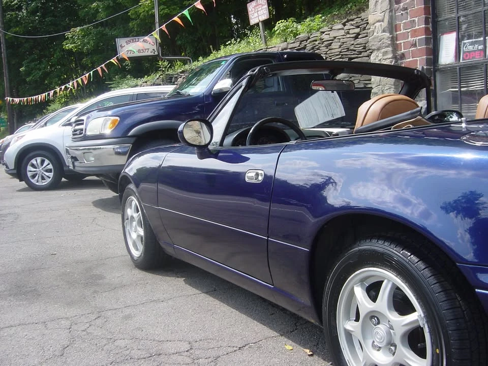 1995 Mazda NA MX-5 Miata - Image 4 of 18