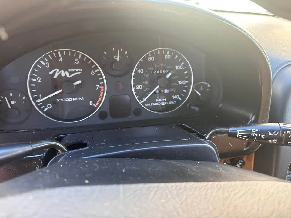 1995 Mazda NA MX-5 Miata - Image 6 of 10