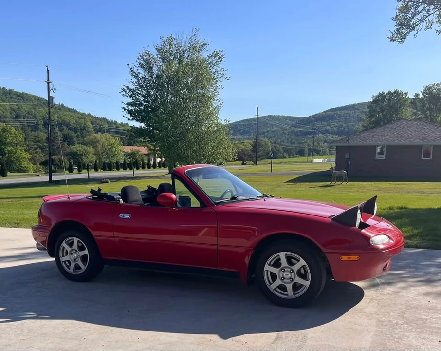 1995 Mazda - Image 16 of 18