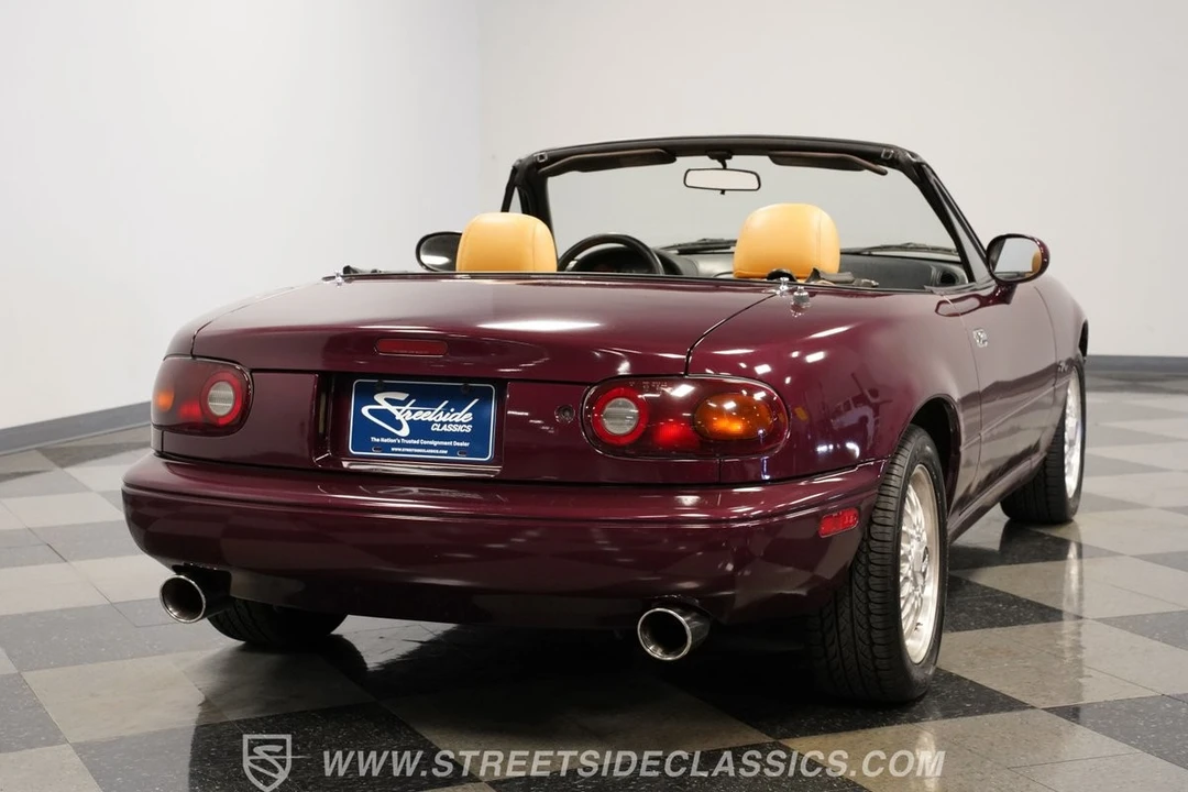 1995 Mazda NA MX-5 Miata - Image 11 of 12