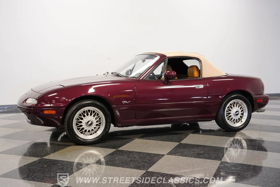 1995 Mazda NA MX-5 Miata - Image 6 of 12