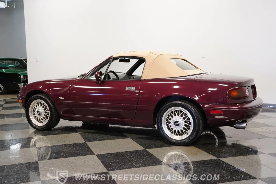 1995 Mazda NA MX-5 Miata - Image 8 of 12
