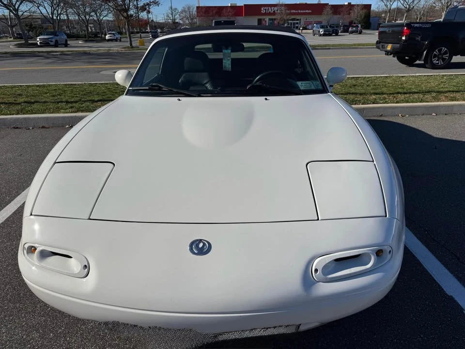 1995 Mazda NA MX-5 Miata - Image 8 of 10