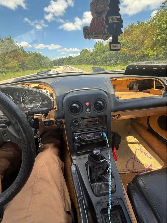 1995 Mazda NA MX-5 Miata - Image 4 of 4