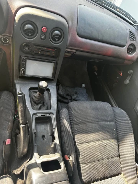 1995 Mazda NA MX-5 Miata - Image 6 of 10