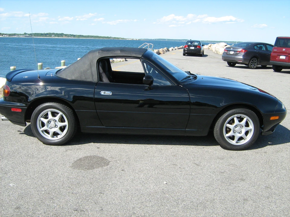 1995 Mazda NA MX-5 Miata - Image 4 of 31
