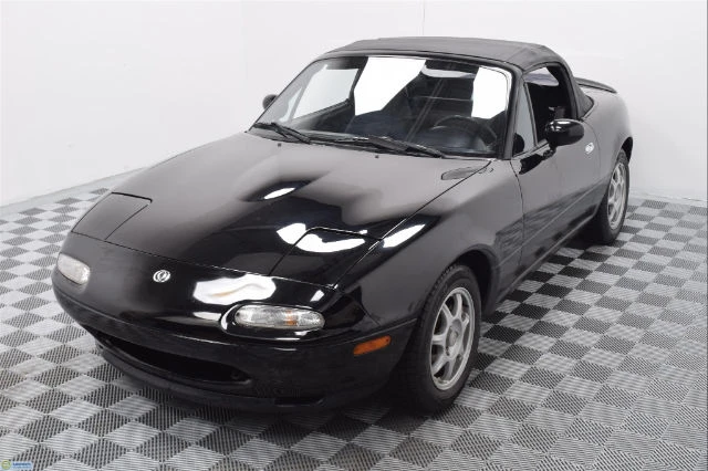 1995 Mazda NA MX-5 Miata - Image 9 of 31