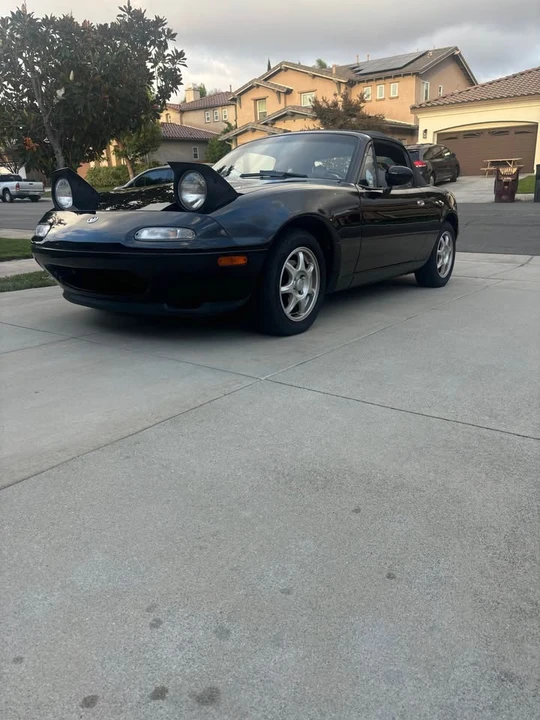 1995 Mazda NA MX-5 Miata - Image 2 of 10