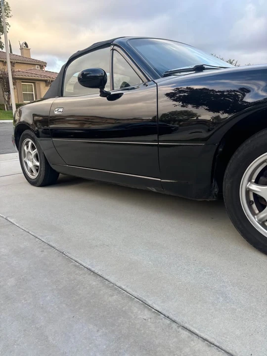 1995 Mazda NA MX-5 Miata - Image 4 of 10