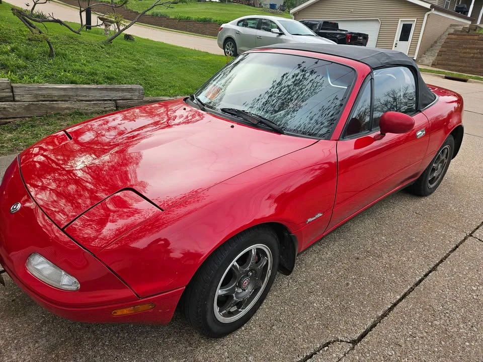 1995 Mazda NA MX-5 Miata - Image 9 of 9