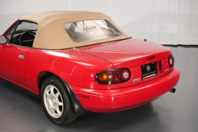 1995 Mazda NA MX-5 Miata - Image 28 of 31
