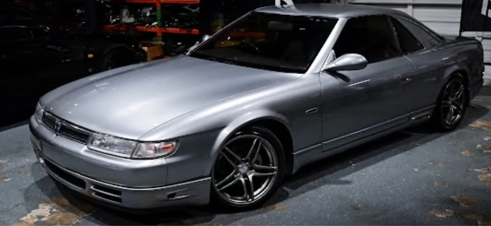 1995 Mazda JC Cosmo - Image 4 of 18