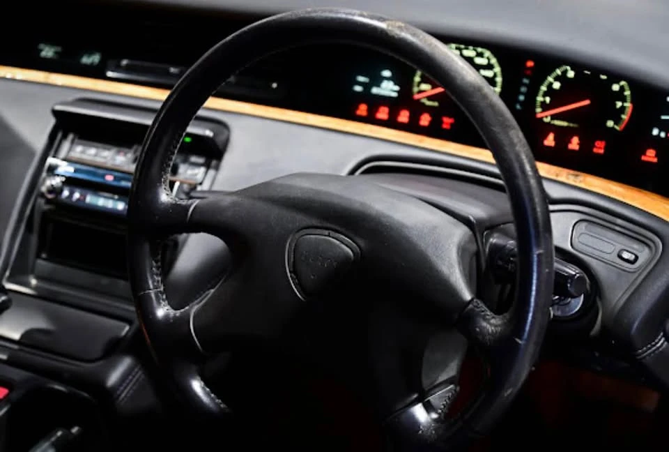 1995 Mazda JC Cosmo - Image 16 of 18