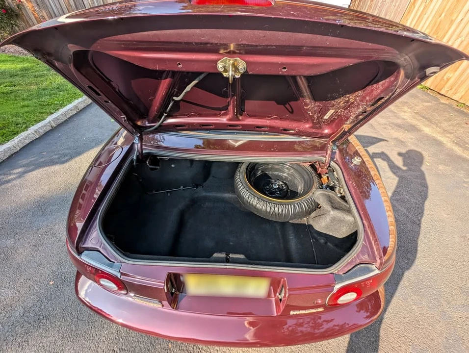 1995 Mazda NA MX-5 Miata - Image 16 of 20