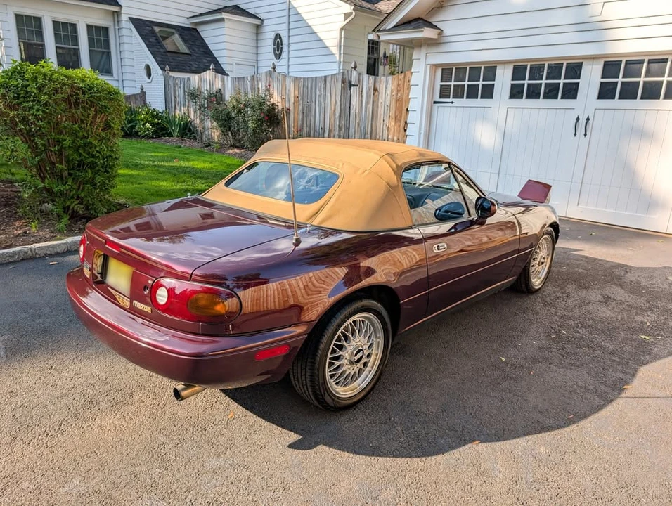 1995 Mazda NA MX-5 Miata - Image 6 of 20
